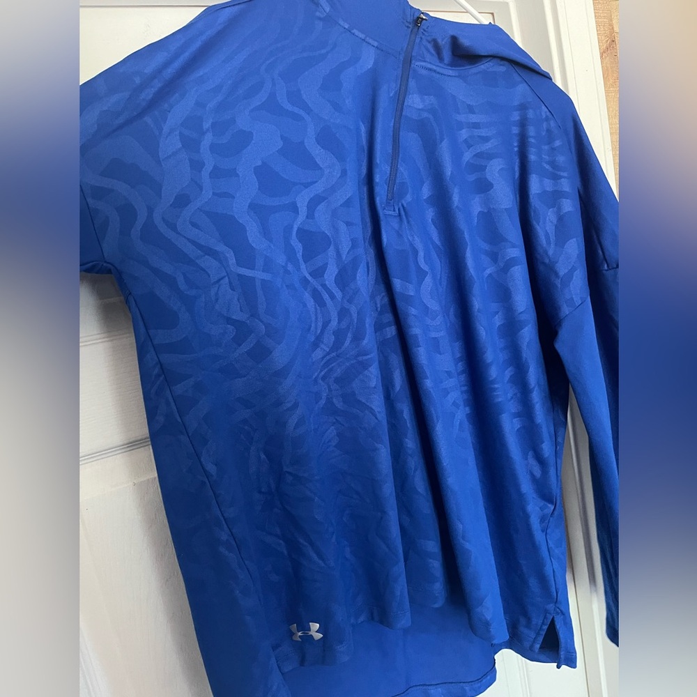 Under Armour pullover